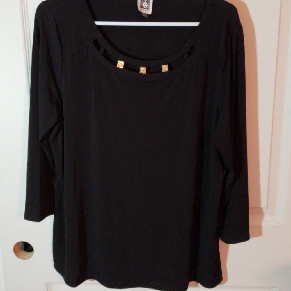 Anne Klein black blouse
